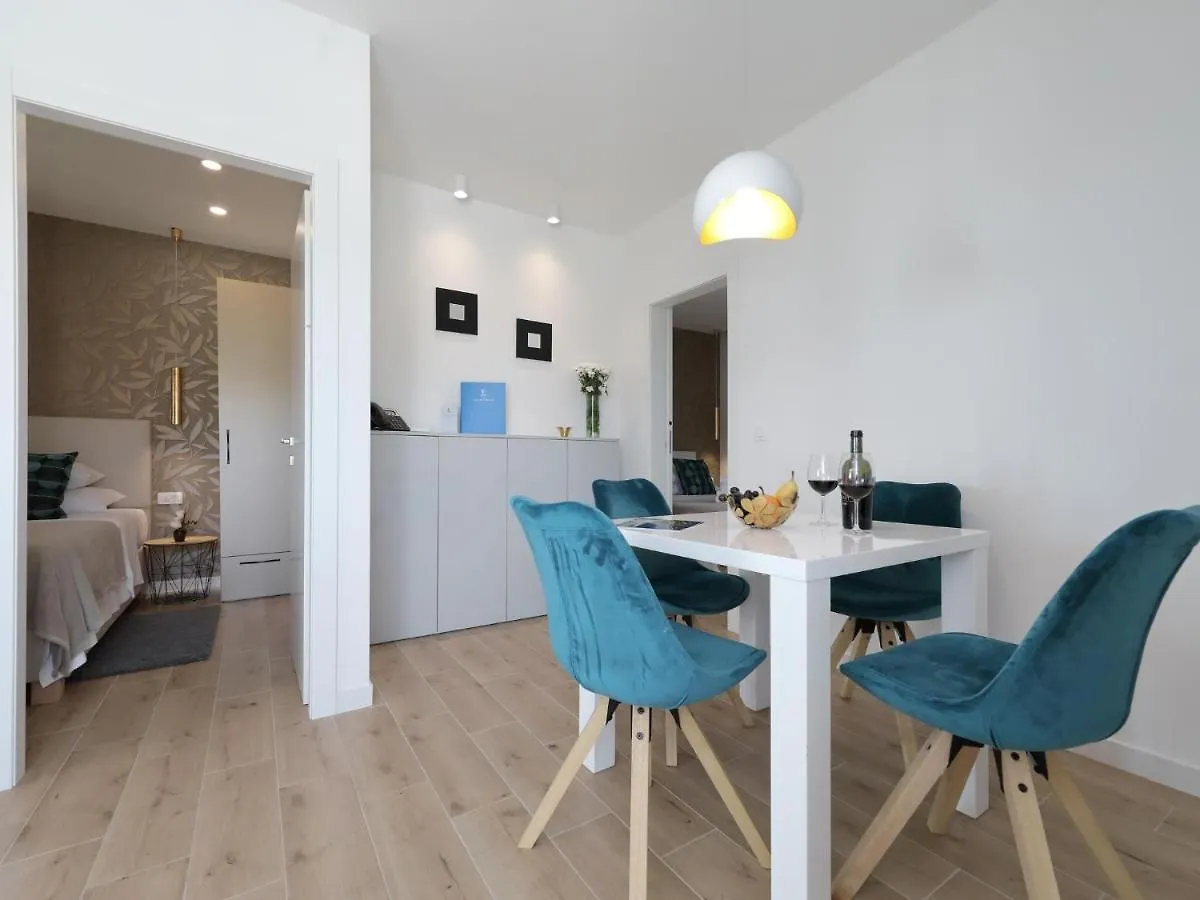 Apartments Dalmatia In Preko, Island Ugljan, With Swimmingpool