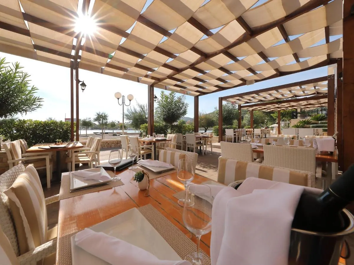 Apartments Dalmatia In Preko, Island Ugljan, With Swimmingpool