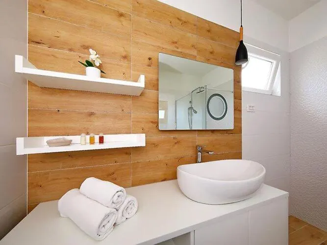 Apartments Dalmatia In Preko, Island Ugljan, With Swimmingpool